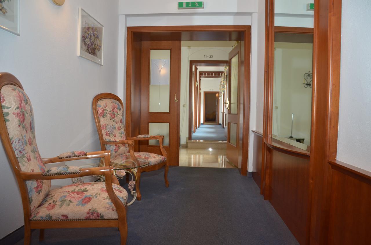Hotel Gasthof Stoeckler Enns Exterior foto